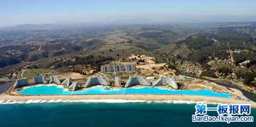 世界上最大的游泳池