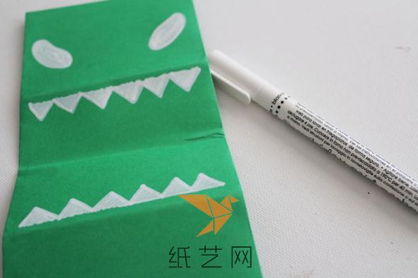 ȻͿðɫıʻС޵ݺ۰׵Ĳ