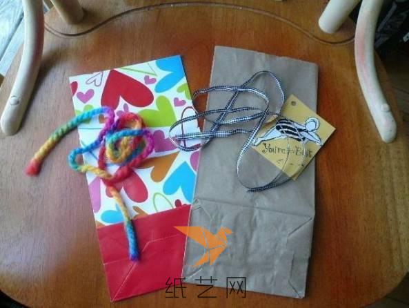 ܼ򵥣ȰѺʴСֽӺɫǡĴ׼