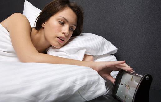 熬夜时如何把伤害降到最低?